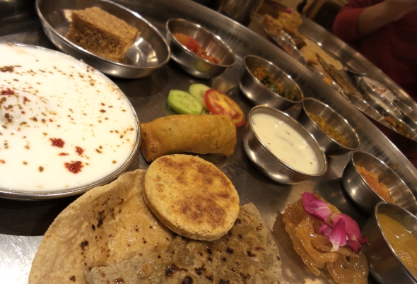 グジャラーティー・ターリー