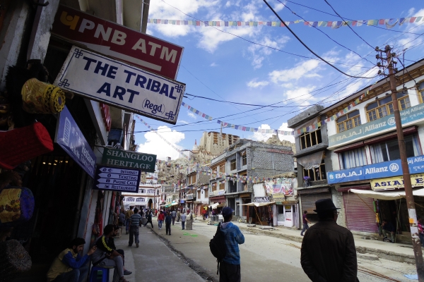 ラダック　やけに訪問客が少ない2015年の夏