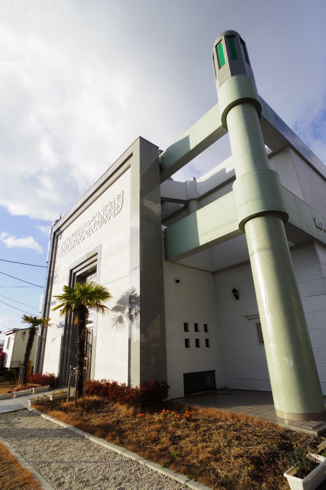 津島市にあるアハマディーヤのモスク