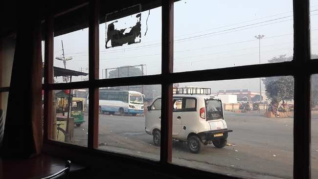 ネパール国境へ