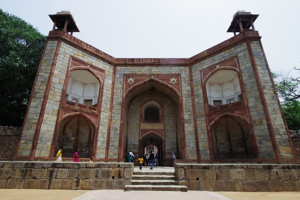 NIZAMUDDIN URBAN RENEWAL INITIATIVE