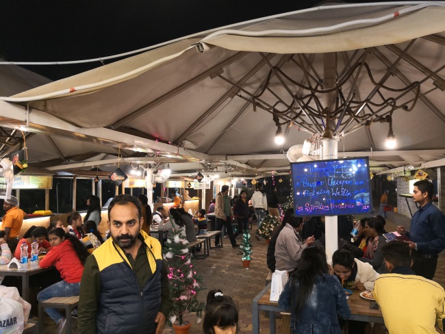 案外華やかなラーイプル