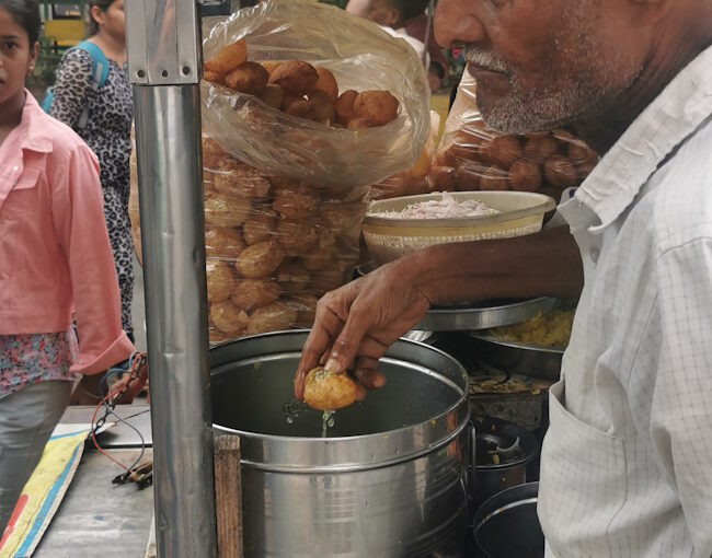 パーニープーリーの誘惑