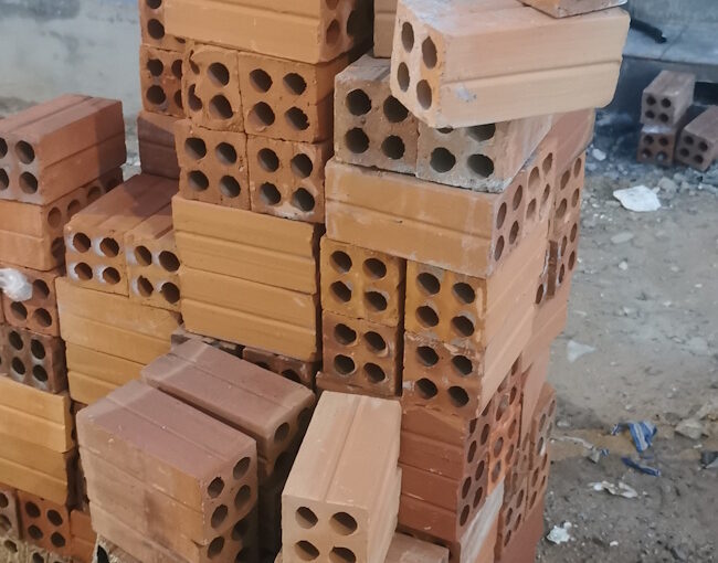カンボジアのレンガ
