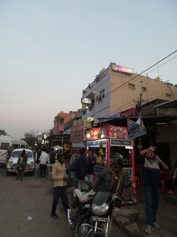 サーサンギルの野生動物保護区へ4　
