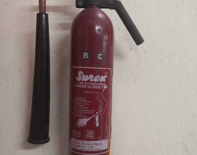 クラシックな消火器